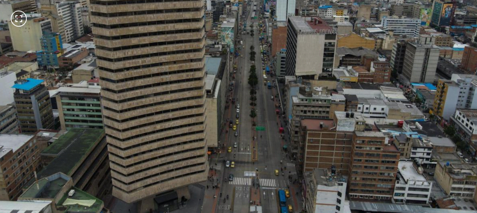Icónica torre Colseguros de Bogotá es la punta de lanza de la recuperación de edificios viejos del Centro