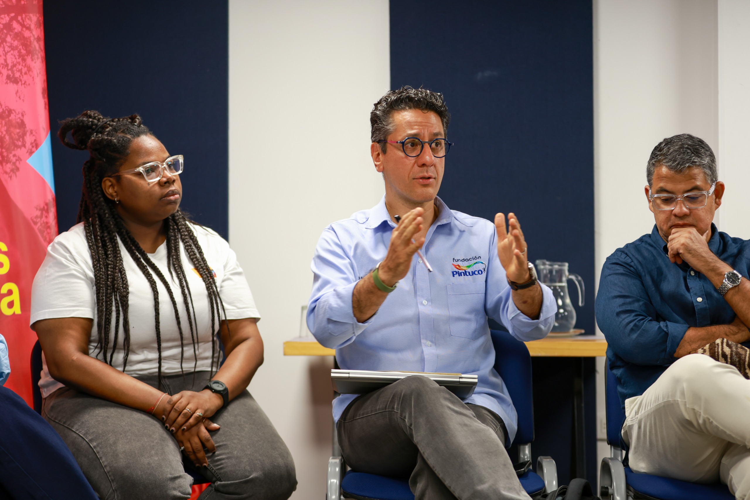 foto reunión EDRU barrio obrero