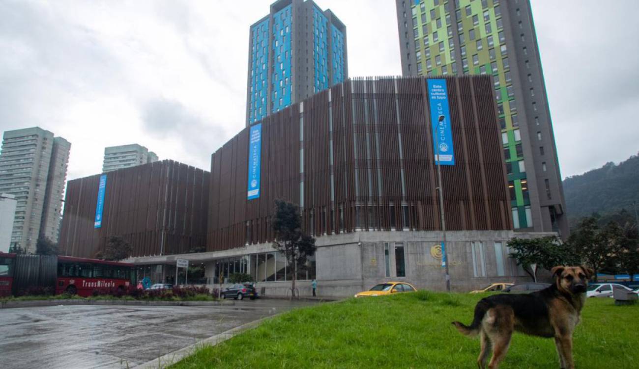 ¡Por fin! Peñalosa y Petro reconocen sus aportes a la Cinemateca  | CARACOL RADIO